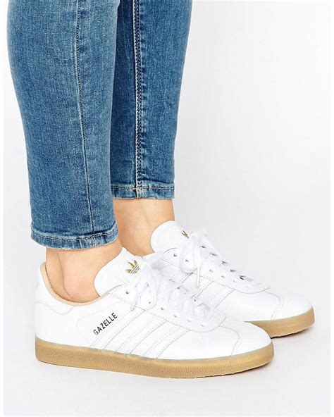 adidas gazelle white.